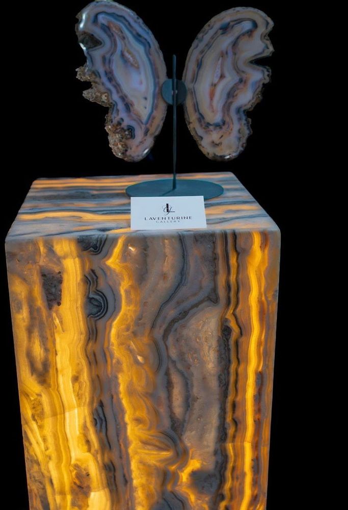 Table lamps - The Aragonite lamp: Lighting & Decorative object unique handmade piece - LAVENTURINE GALLERY