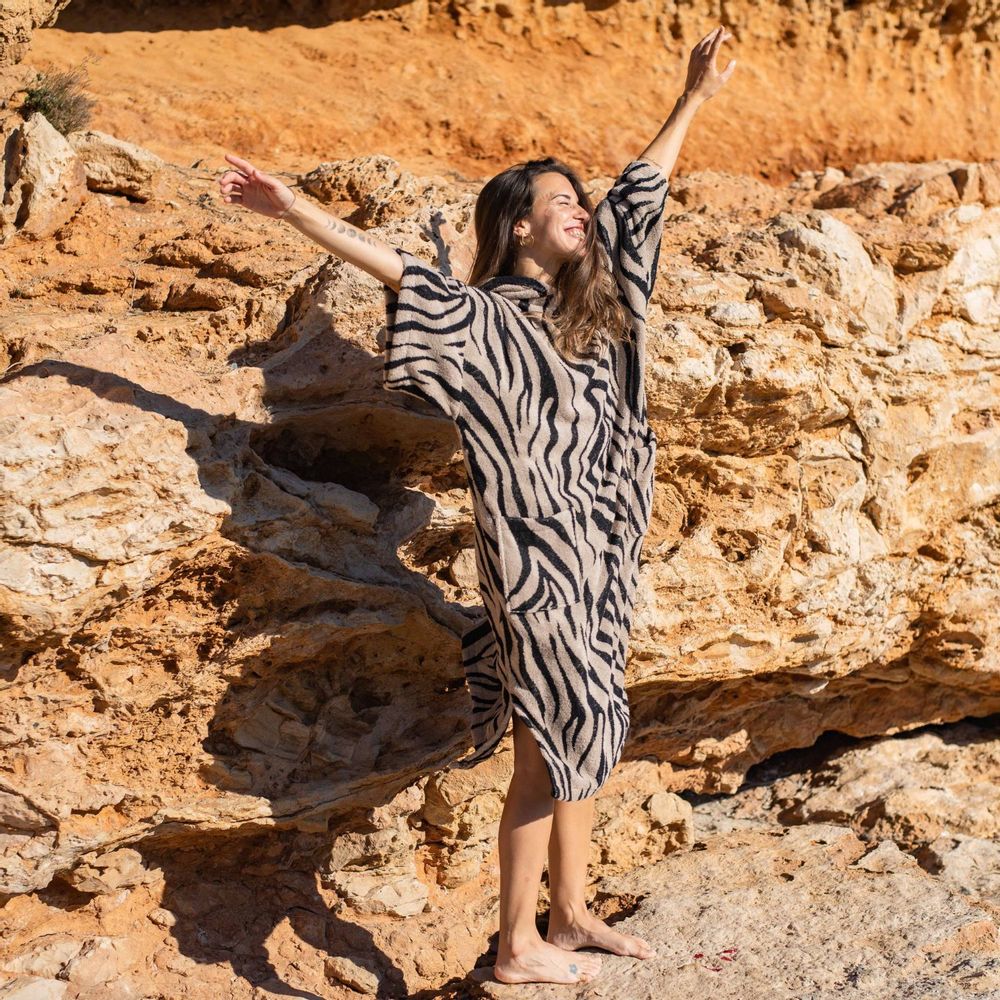 Serviettes de bain - Poncho de plage Premium BIO - Zèbre - ATELIER DUNE