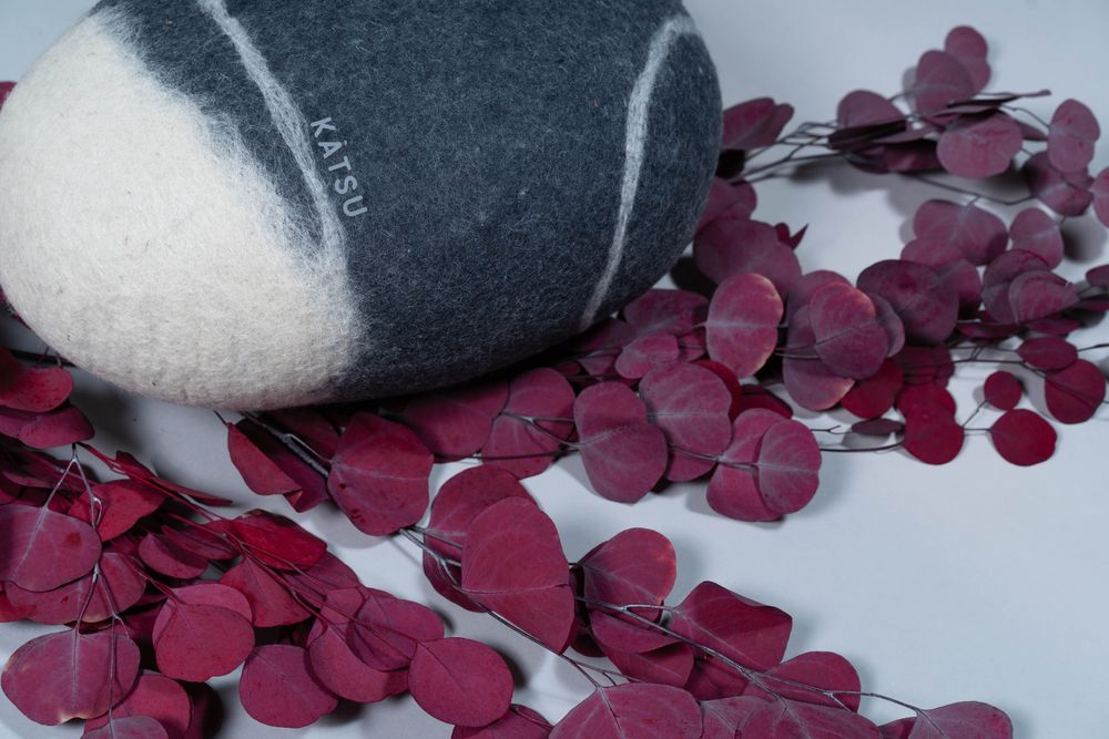 Objets design - Meuble pouf ottoman en laine "Nez blanc" - KATSU STONES