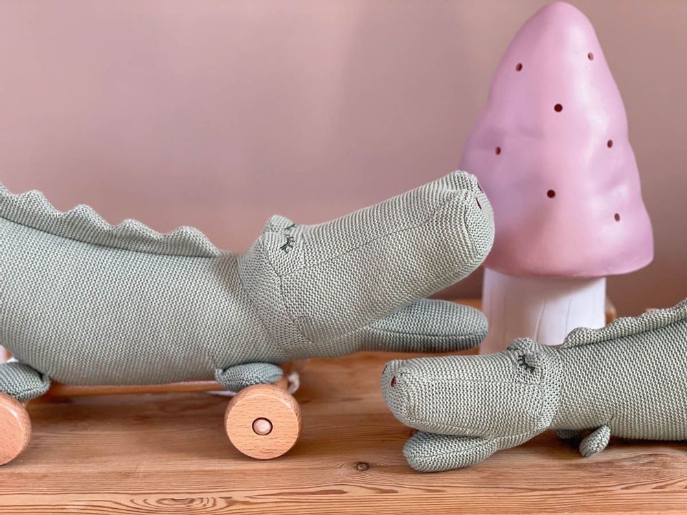 Jouets enfants - Peluches à tirer - EGMONT TOYS