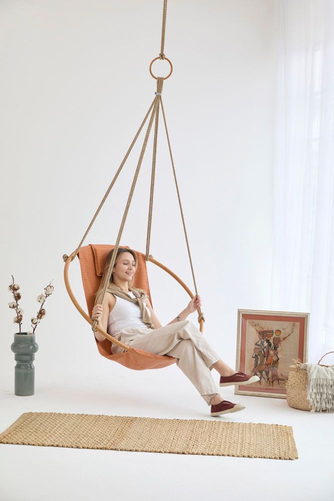 Accessoires de déco extérieure - Fauteuil suspendu en toile avec cadre en teck - Bresse Rast Blue - MERN LIVING
