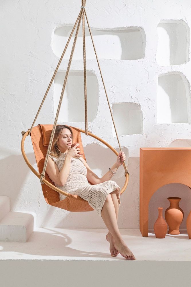 Accessoires de déco extérieure - Fauteuil suspendu en toile avec cadre en teck - Bresse Rast Blue - MERN LIVING