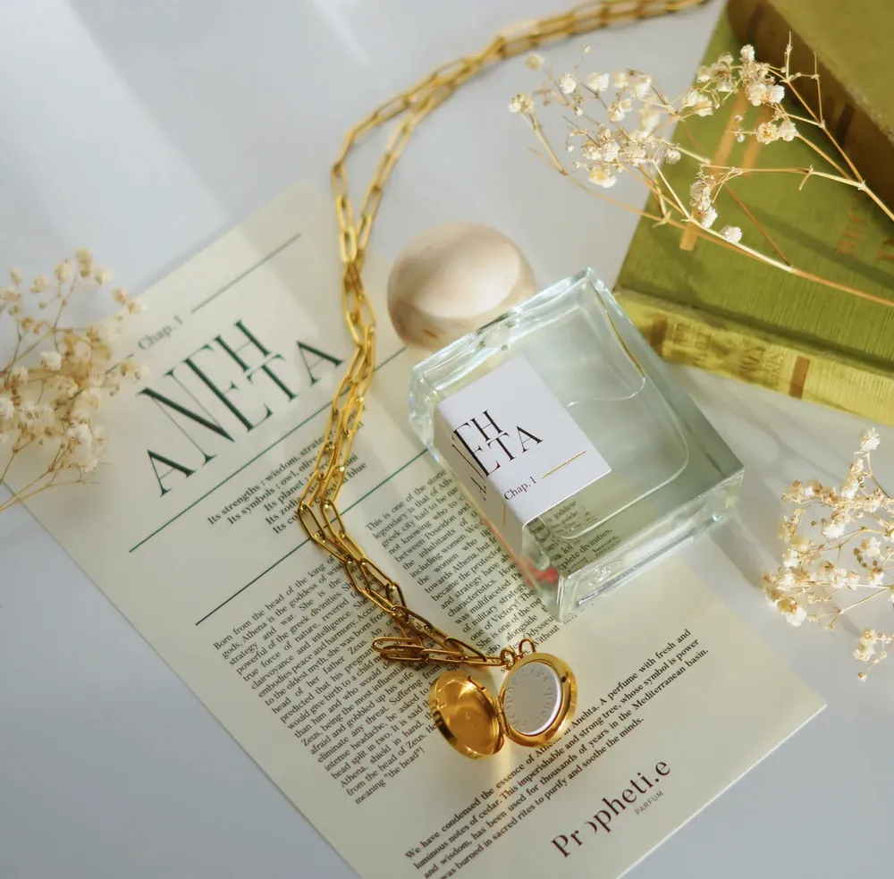 Fragrance for women & men - Implantation offer - Perfume & jewel set - PROPHETI.E
