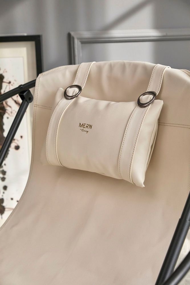 Transats - Chaise Pliante Italienne En Similicuir - Blanc Cassé - MERN LIVING