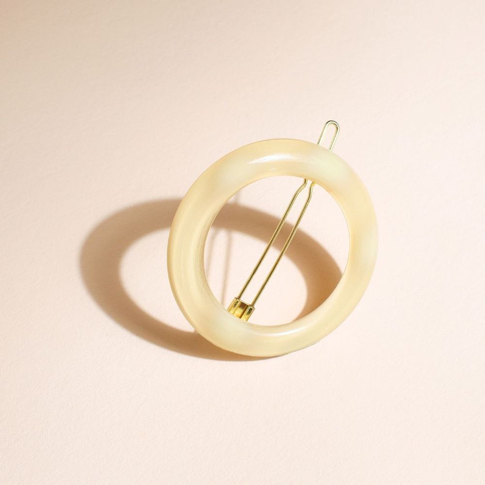 Hair accessories - Ivory round hair clip - BACHCA