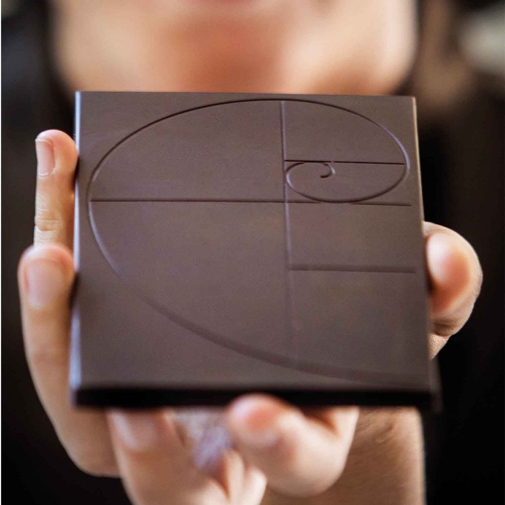 Cadeaux - Tablette de chocolat noir au goût de pêche Volpedo, 80g - LAVORATTI 1938 CIOCCOLATO