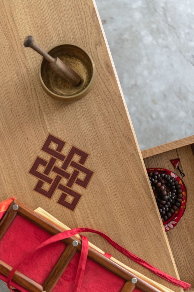 Other tables - The meditation table designed by Bartek Śliwa - SQUARE DROP