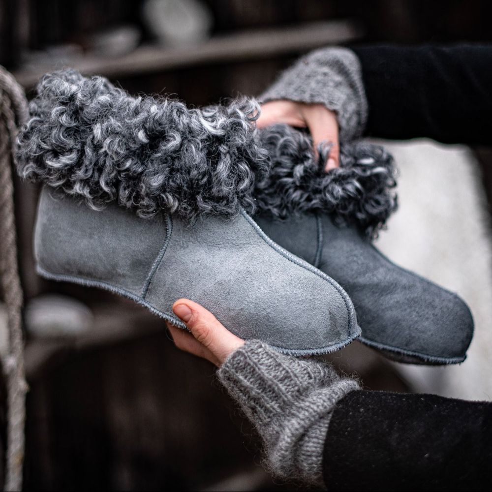 Homewear - SHEEPSKIN SLIPPERS - ANSARVE FARM