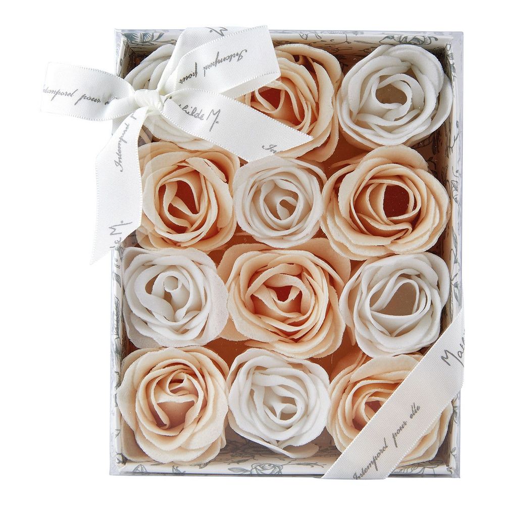 Soaps - Box of 12 roses in white and nude soap leaves - Rose perfume - MATHILDE M.