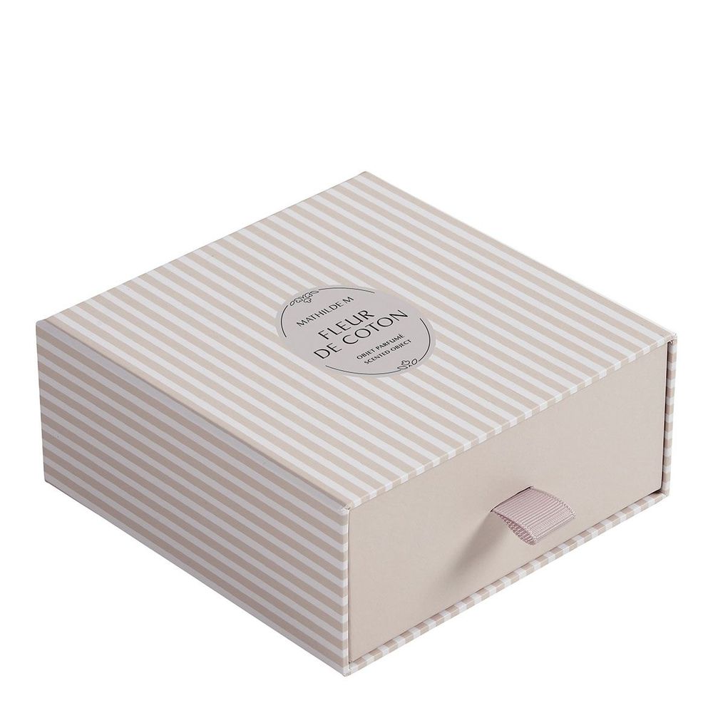Senteurs - Décor parfumé C?ur  brodé - Fleur de Coton - MATHILDE M.