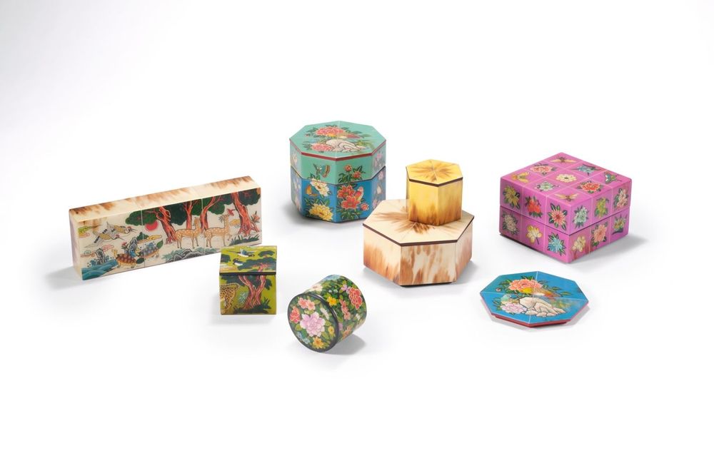Design objects - Flowers and Birds Patterned Hwagak Octagonal Box, Etc - KOREA HERITAGE AGENCY(KHA)