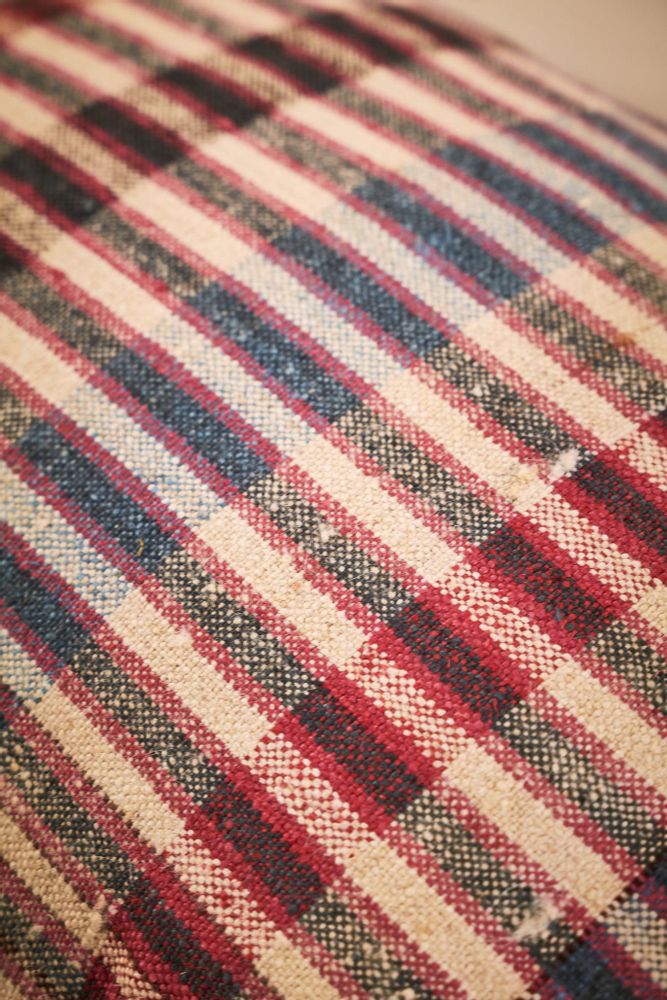 Coussins textile - Coussin vintage tissé à la main 100 x 55 - Pièces uniques - STUDIO AUGUSTIN