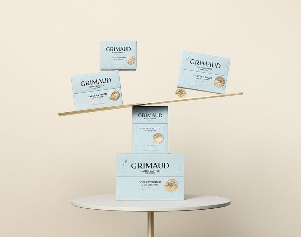 Coffrets et boîtes - N°300 – Coffret Bridge 2 jeux de 54 cartes avec indices anglais - GRIMAUD PARIS