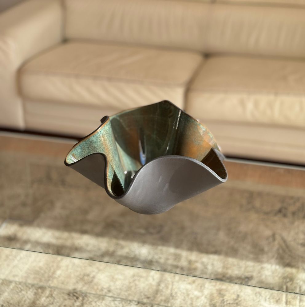 Céramique - GRANDE COUPE ONDULÉE - COLLECTION BLACK FIORE - DI VINCENZO POUJOULA