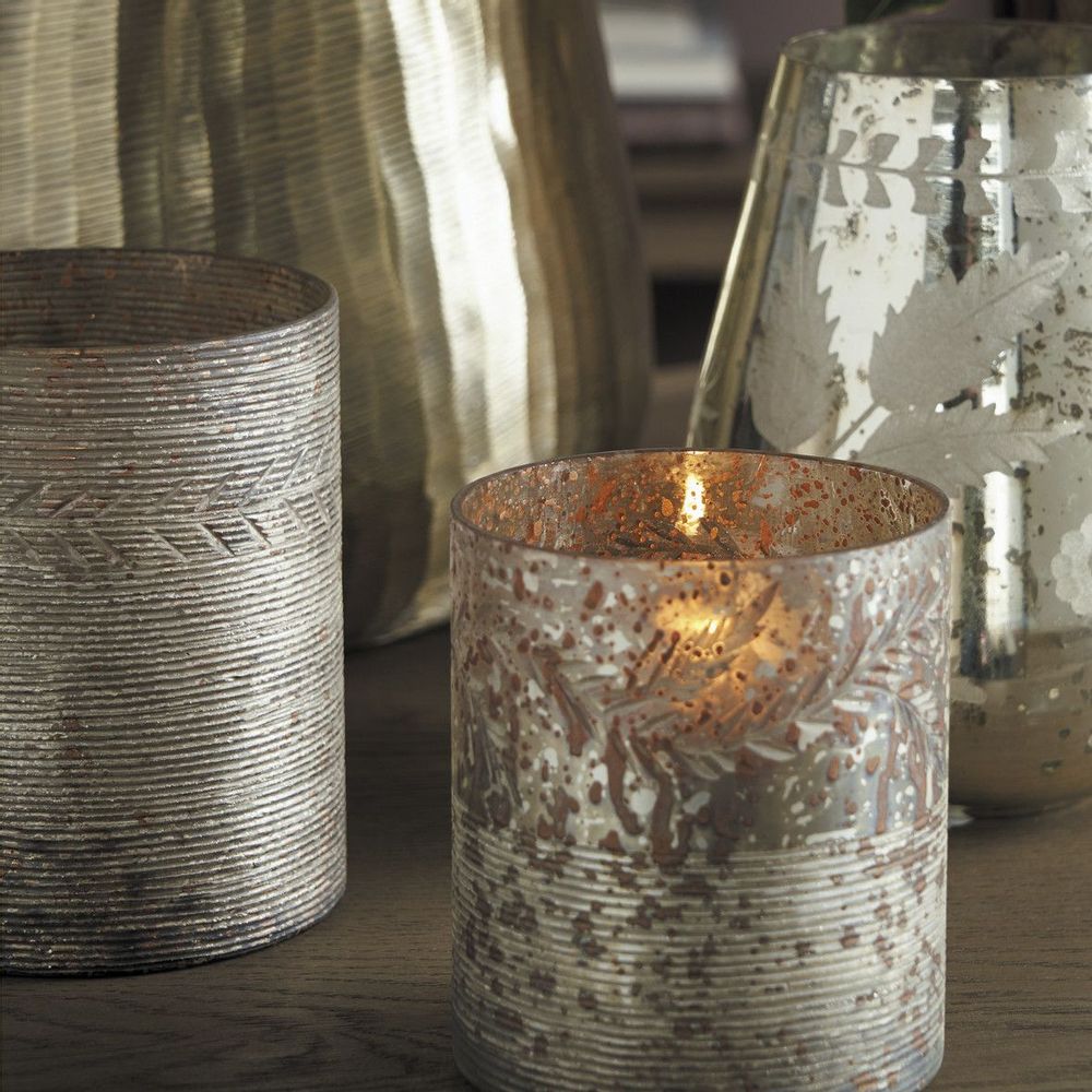 Candlesticks and candle holders - Eden vase tealight holder antique matt gold - BLANC D'IVOIRE