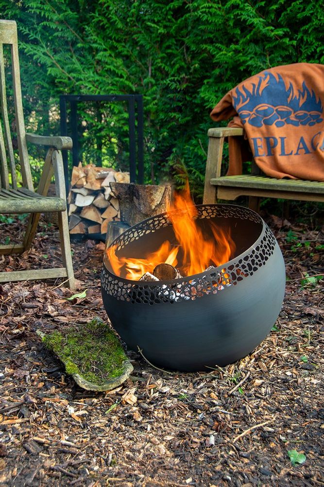 Outdoor fireplaces - Fire bowls, patio heaters, wood pellets, charcoal, firelighters, cooking accessories... - ESSCHERT DESIGN