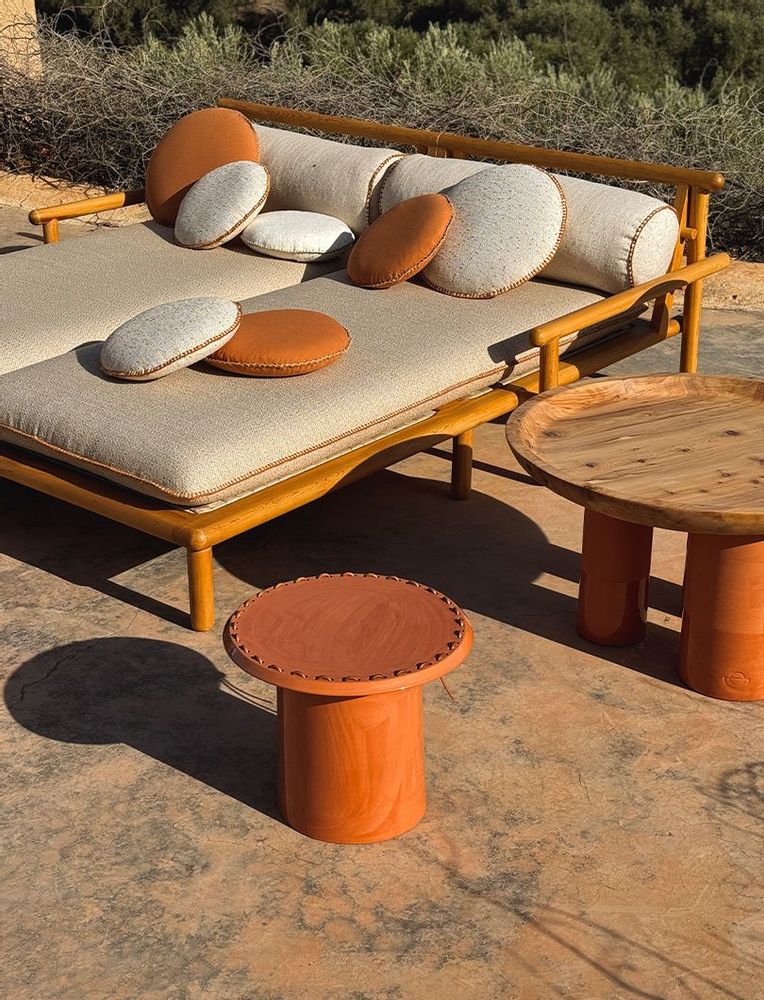 Lounge chairs - DAAMA BED - NOUN DESIGN