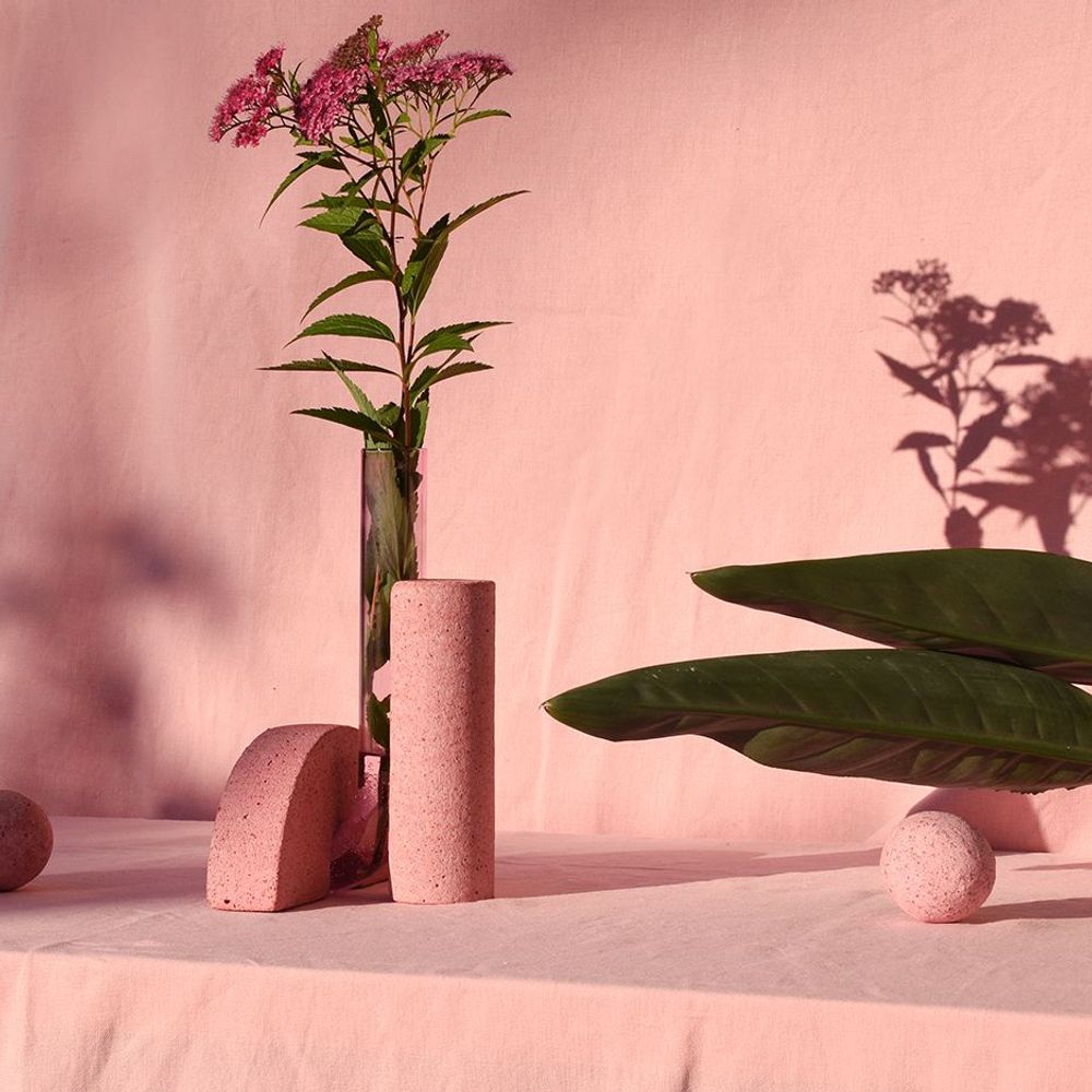 Vases - Vase à fleurs rose en verre et pierre, Cochlea della Metamorfosi n°1 - COKI