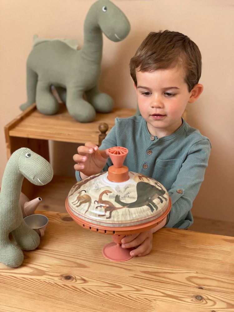 Toys - Large tops - EGMONT TOYS