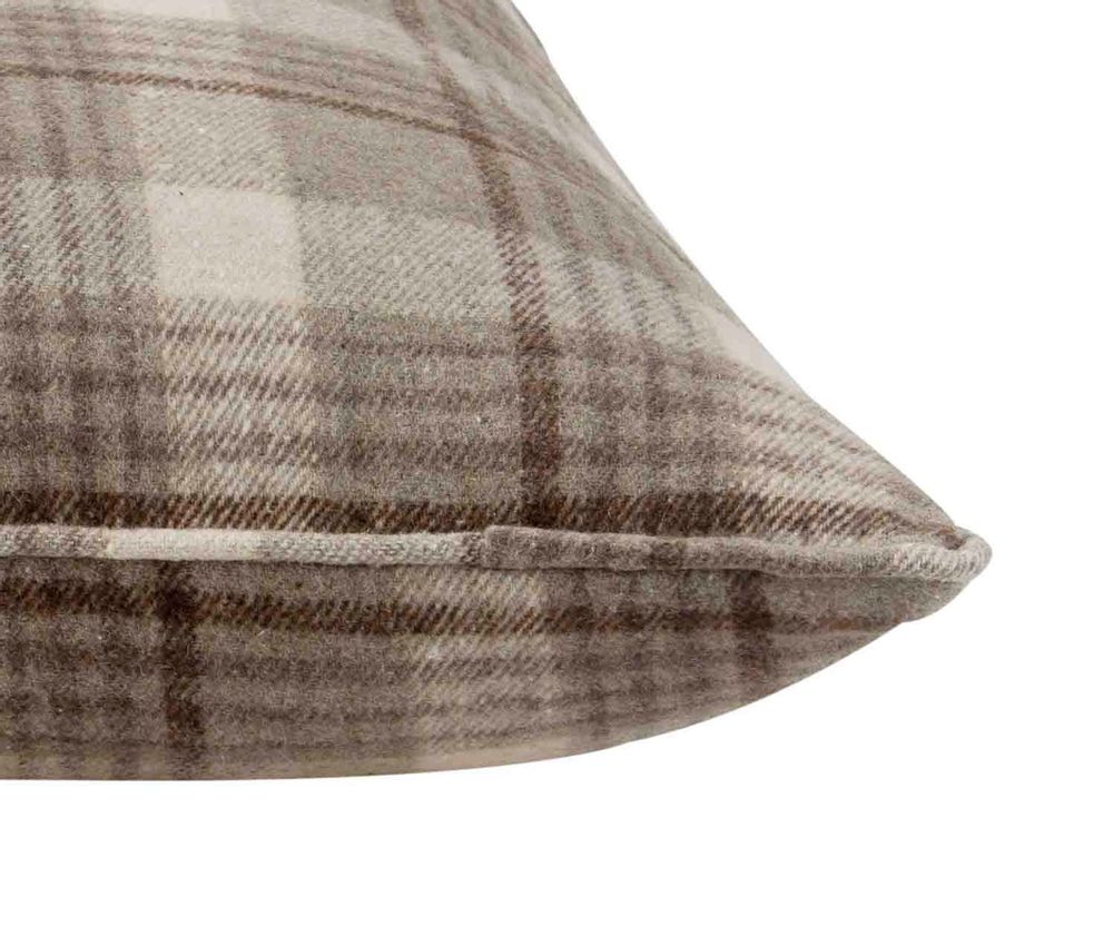 Cushions - AX74044 Check Cushion Toulouse 50X50Cm - ANDREA HOUSE