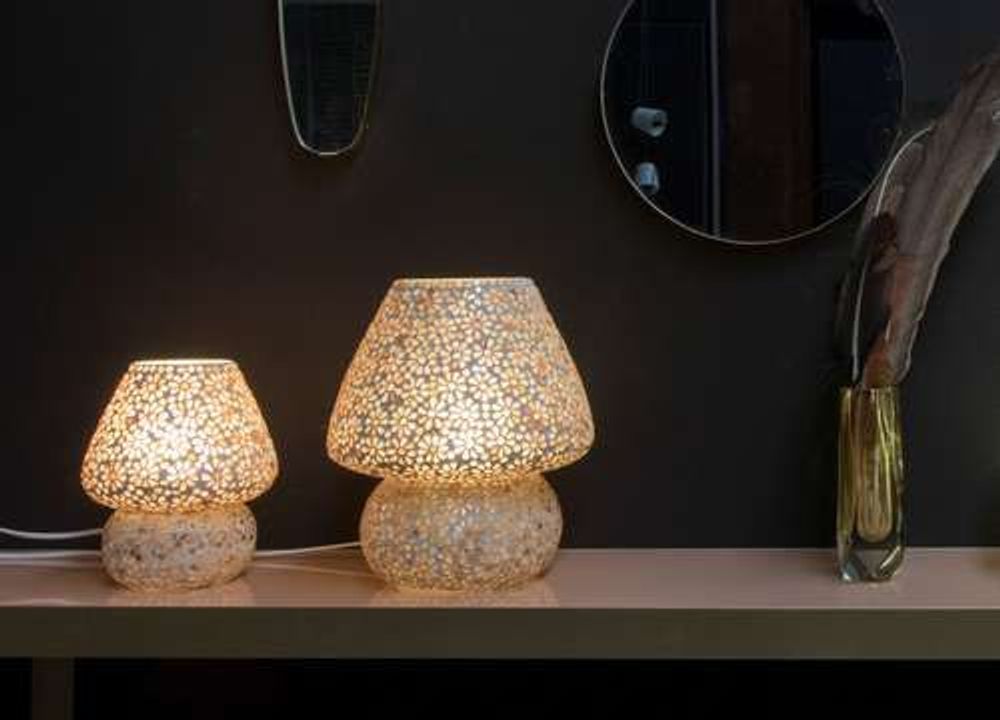 Lampes de table - Lampe artisanale ovale de taille moyenne Yellow Daisy en verre mosaïqu - SOUL LIGHT EUROPE