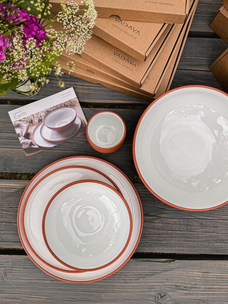 Platter and bowls - Bowl 0.6L white · Earth - VAIDAVA CERAMICS