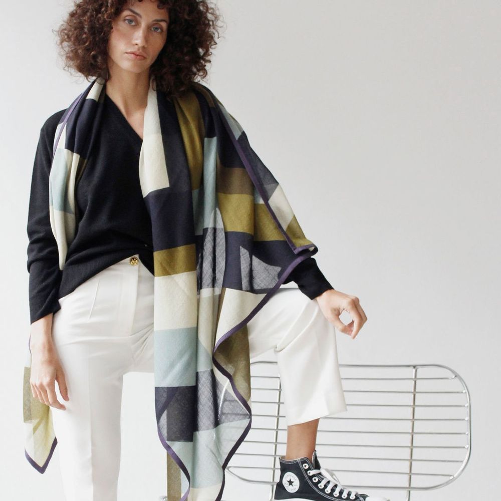 Scarves - FW24/25 Scarves - SHALLS BARCELONA