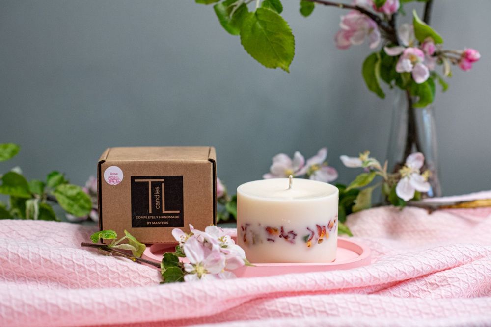 Candles - Candle with Rose Scent - TL CANDLES