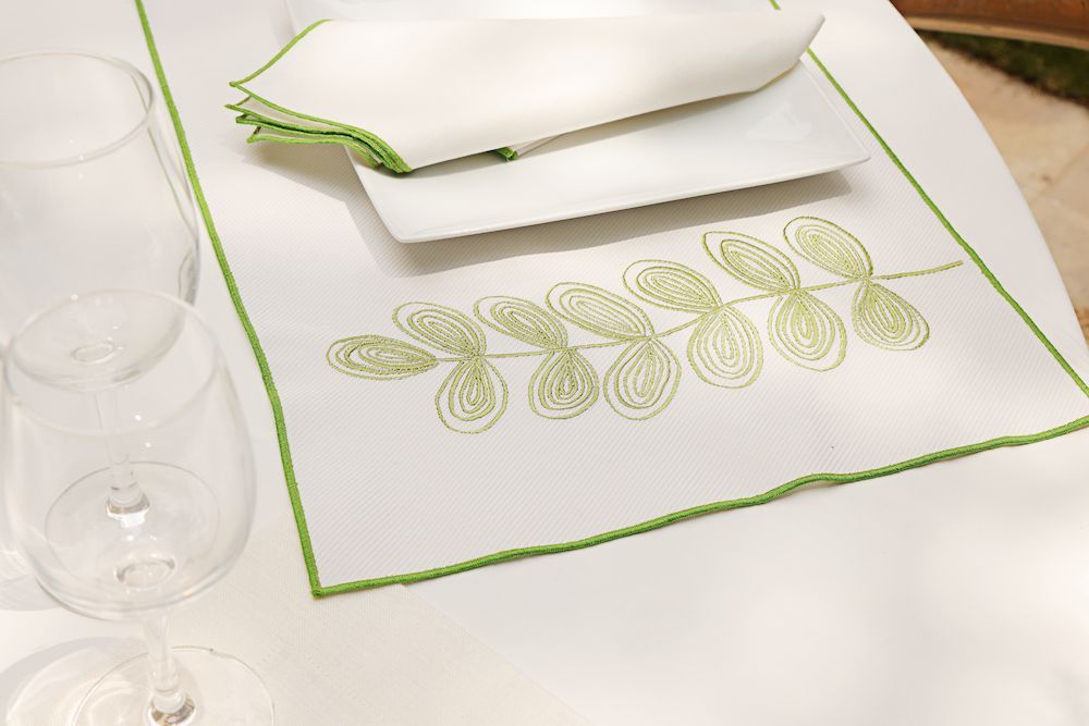 Sets de table - Set de 2 sets de table lavables en forme de tige d'olivier - HYA CONCEPT STORE