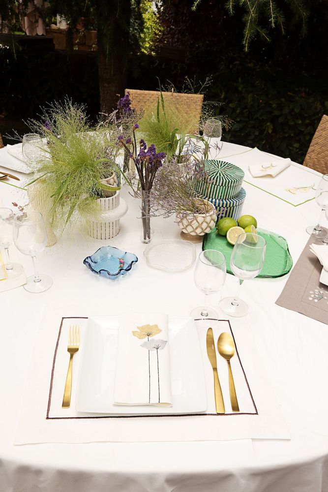 Napkins - Hand Painted Napkin set of 2 - HYA CONCEPT STORE