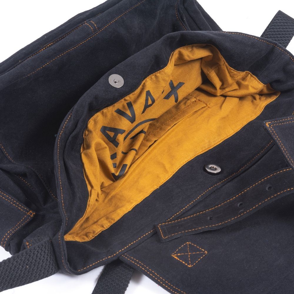 Bags and totes - SATCHEL - MESSENGER BAG - TRAVAUX EN COURS...
