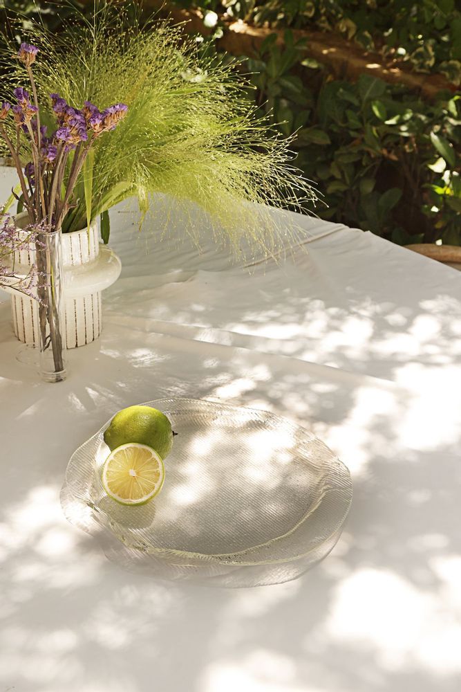 Everyday plates - Clear Round Wave Plate - HYA CONCEPT STORE