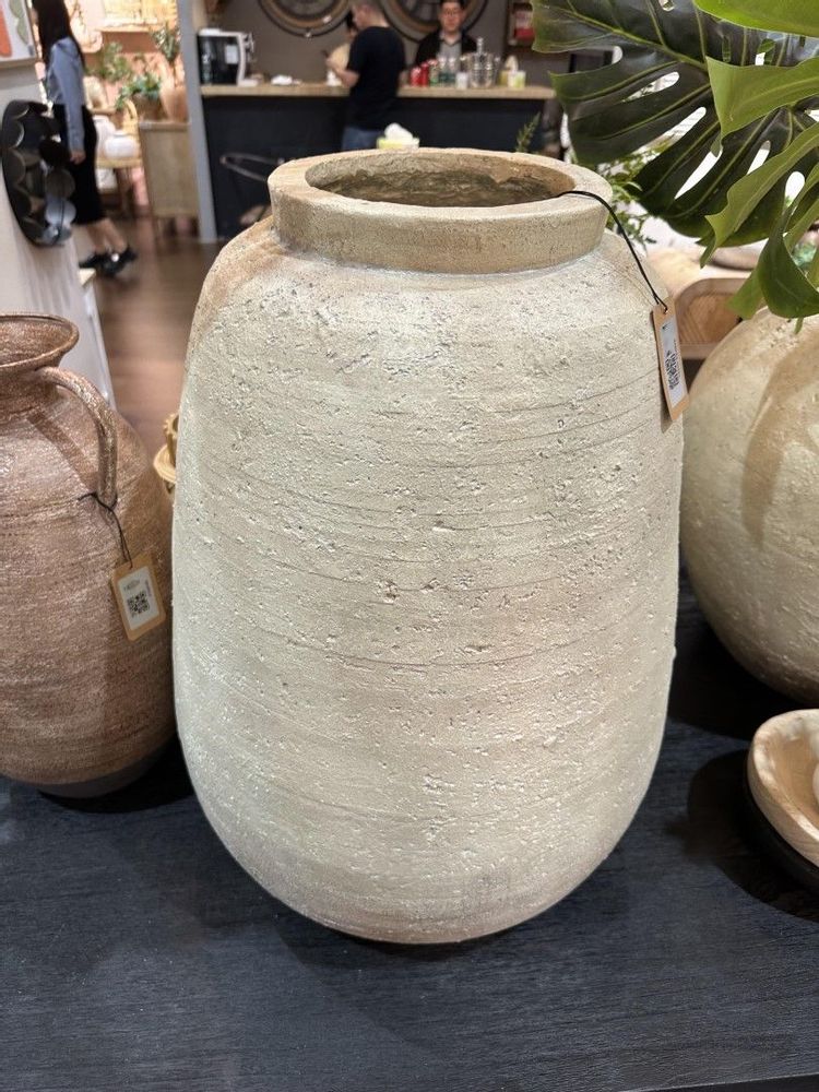 Vases - WHITE MAGNESIA VASE - ITEM HOME BY ITEM INTERNATIONAL