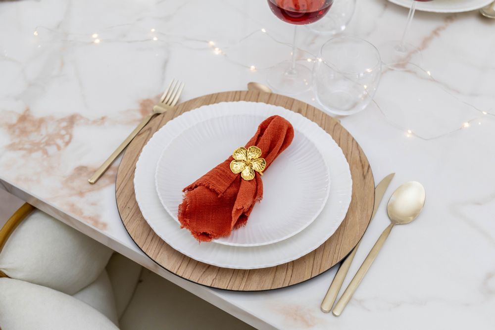 Decorative objects - GOLD FLOWER NAPKIN RINGS - SET OF 4 - AULICA PROM ORF DIFFUSION