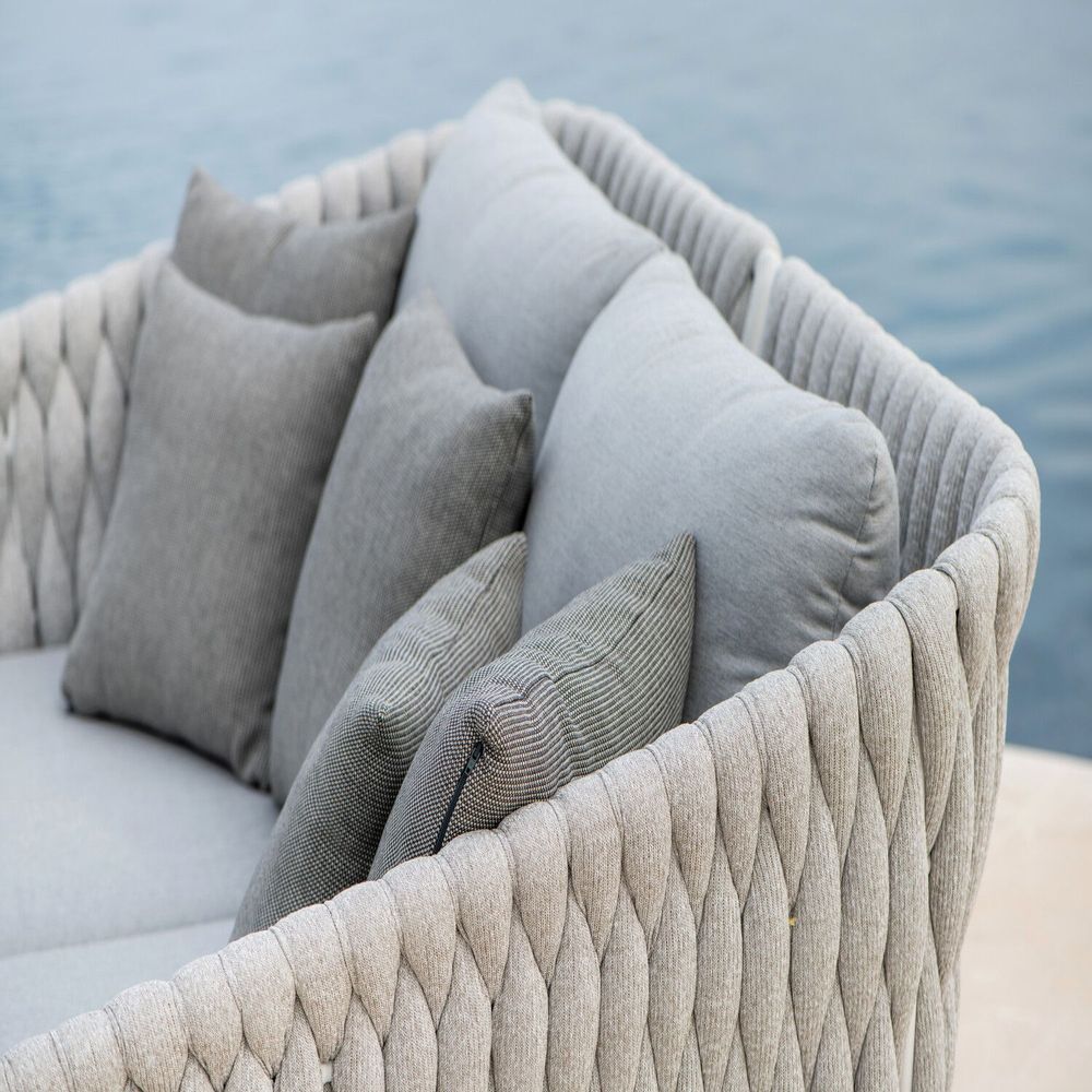 Deck chairs - Fortuna socks daybed - JATI & KEBON