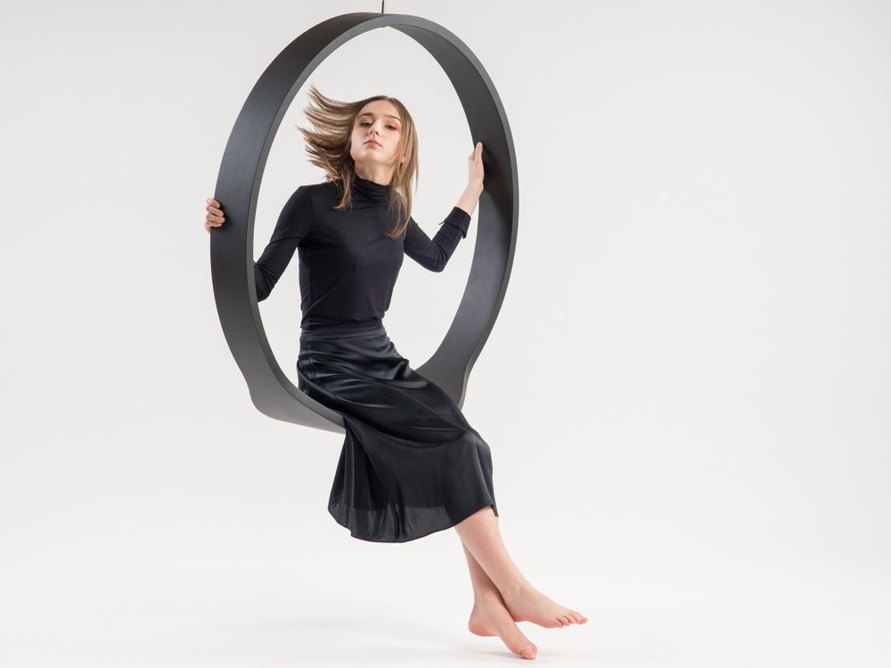 Office seating - SWING model n.1 indoor black - IWONA KOSICKA DESIGN