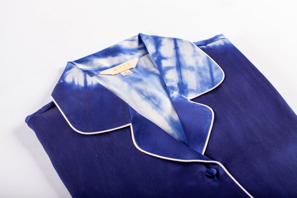 Homewear textile - Ensemble de pyjama en soie tie-dye bleu botanique unique pour homme - THE ZHAI