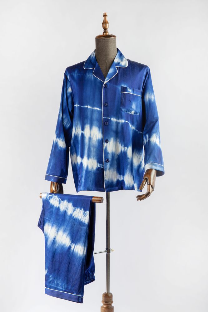 Homewear textile - Ensemble de pyjama en soie tie-dye bleu botanique unique pour homme - THE ZHAI