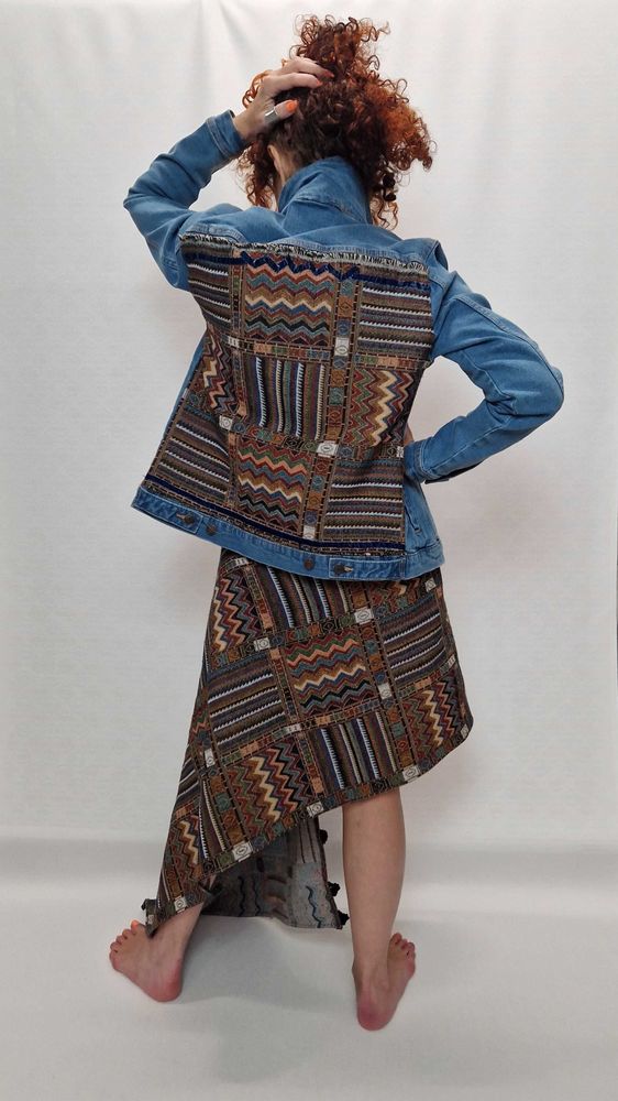 Prêt-à-porter - Fantaisie persane. Veste unisexe en jean unique avec tapisserie - VLADA DIZIK KOSHKIN DOM