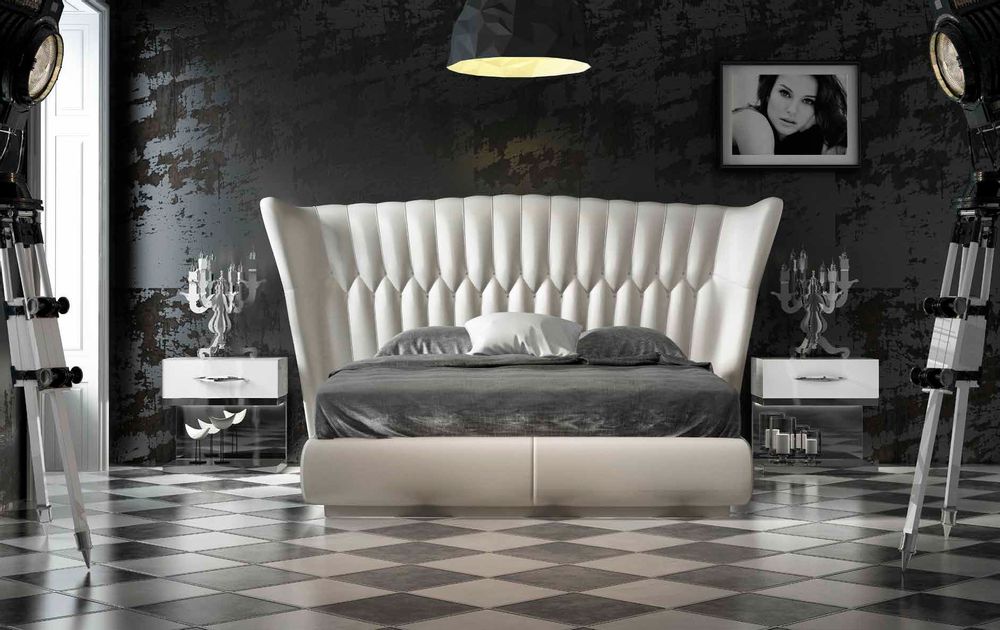 Beds - Handcrafted upholstery tufted headboard - FRANCO FURNITURE