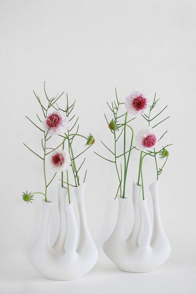 Vases - Vase Dancer , en biscuit de porcelaine, H22cm, L19cm - YLVAYA DESIGN