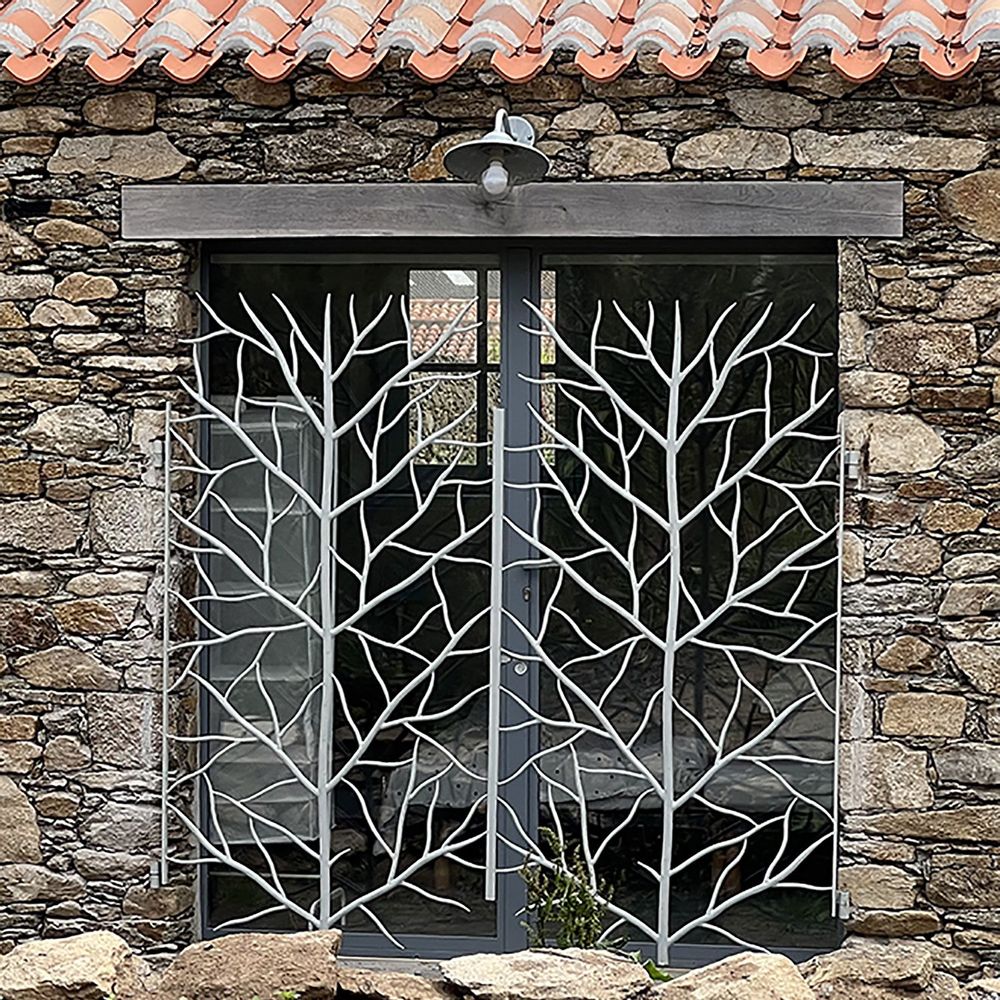Armoires - Grilles en fer forgé. - EMERY&CIE