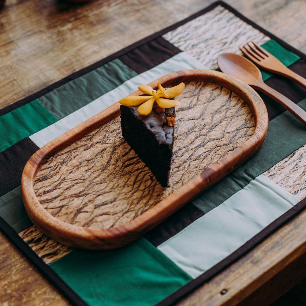 Everyday plates - Bark Cloth Veneer Wooden Plate - TAIWAN CRAFTS & DESIGN