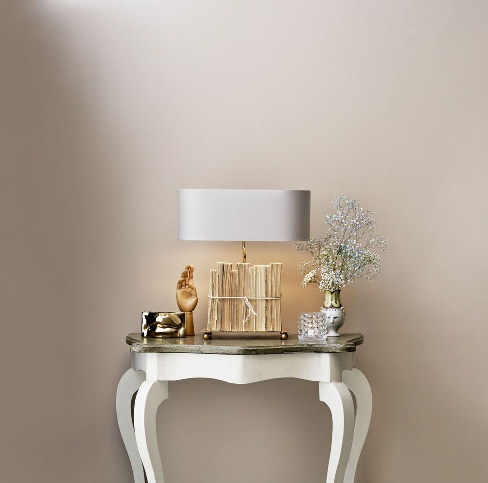 Objets design - Lampe à livres avec abat-jour ovale et porte-livre - FRIBE FORM®