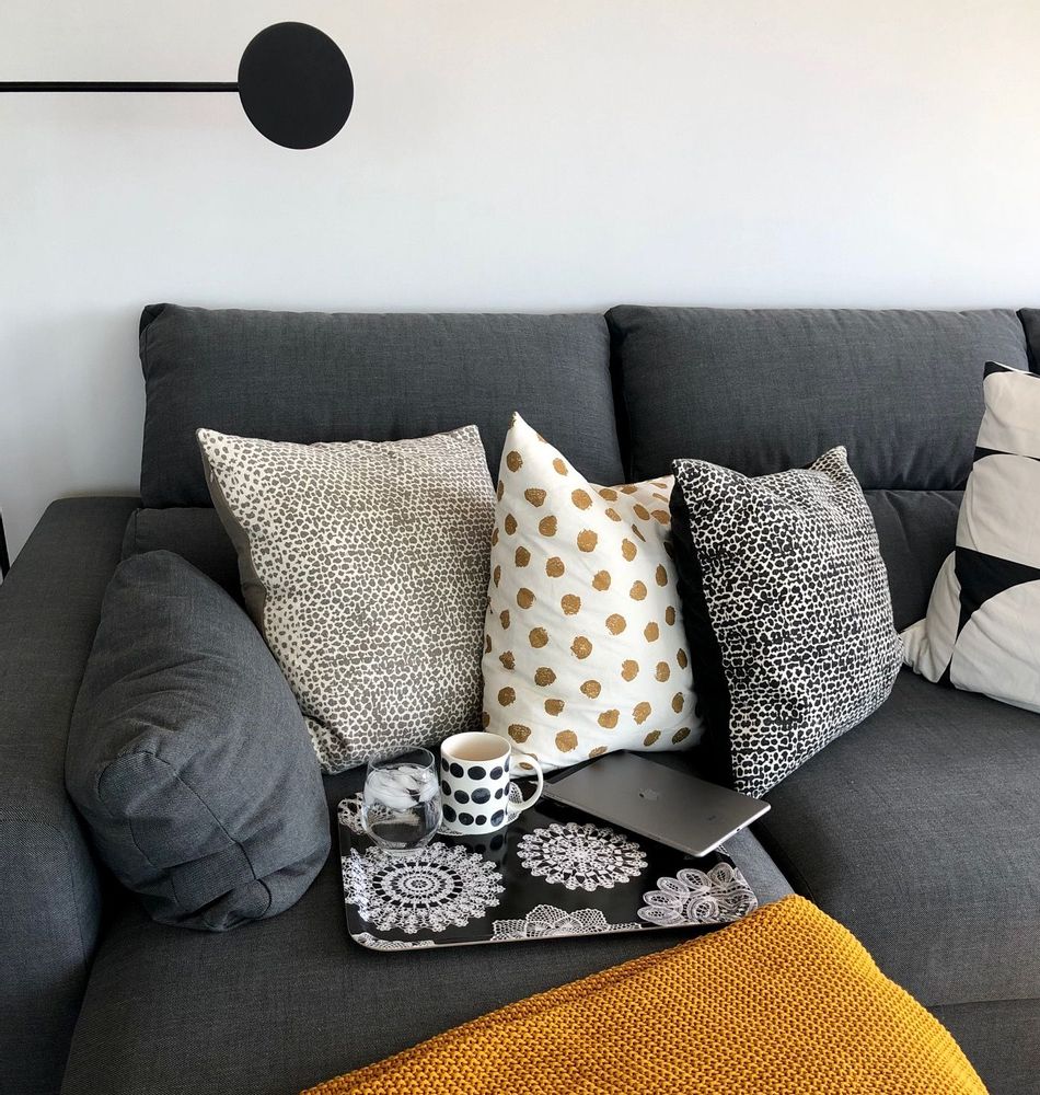 Plats et saladiers - La collection Ingrid plateau rectangulaire - noire et blanc - FRIBE FORM®