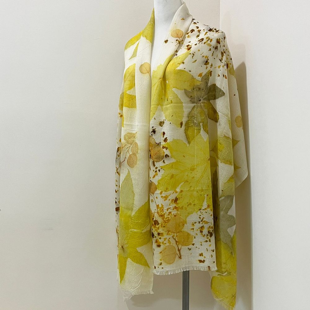 Foulards et écharpes - Collection de Teinture Écologique - Numéro 2 - TAIWAN CRAFTS & DESIGN