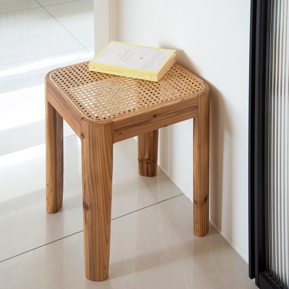 Chairs for hospitalities & contracts - Corner Stool - TAIWAN CRAFTS & DESIGN