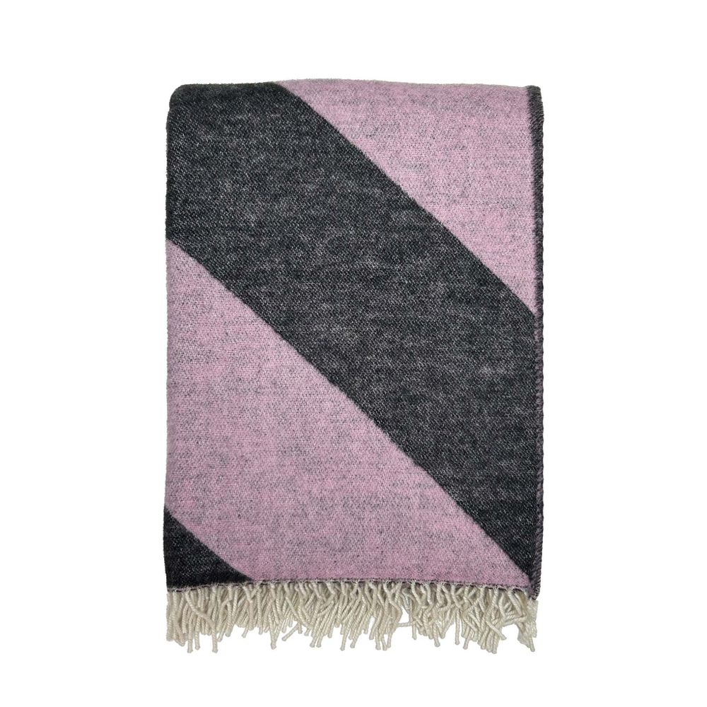 Throw blankets - Angle, wool throw - KLIPPAN YLLEFABRIK AB