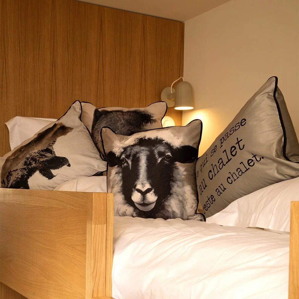 Fabric cushions - Velvet cushions - Montagne Collection - PODEVACHE