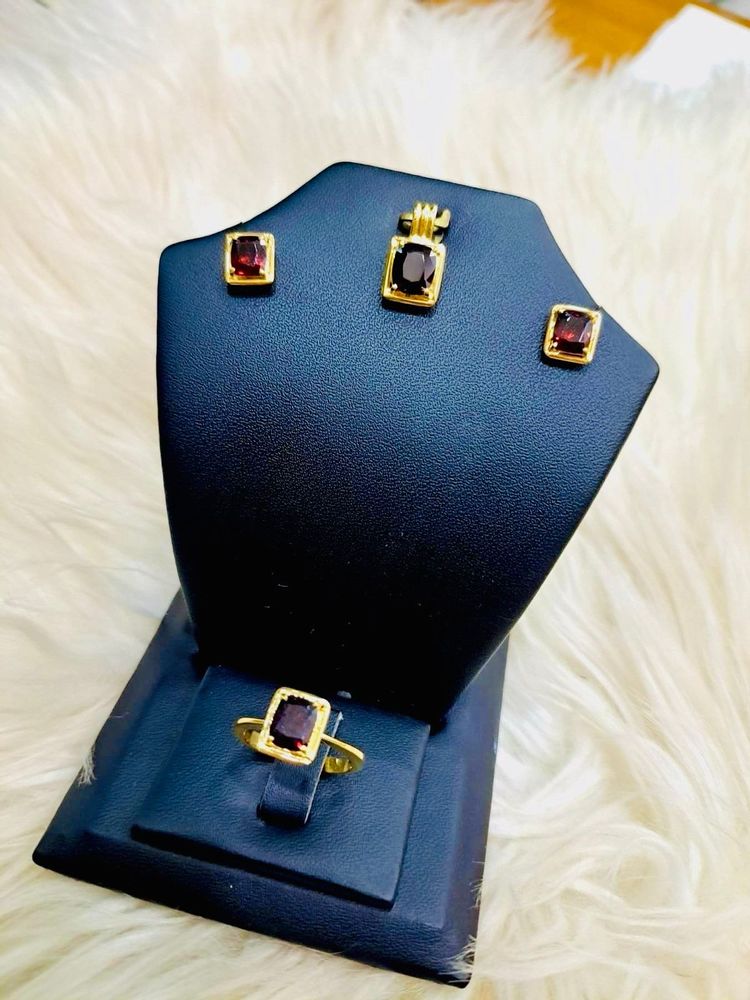 Jewelry - Garnet set for everyday - MYANMAR PRODUCTS